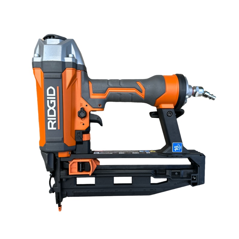 RIDGID Pneumatic 16-Gauge 2-1/2 in. Straight Finish Nailer with CLEAN DRIVE Technology - Factory Reconditioned