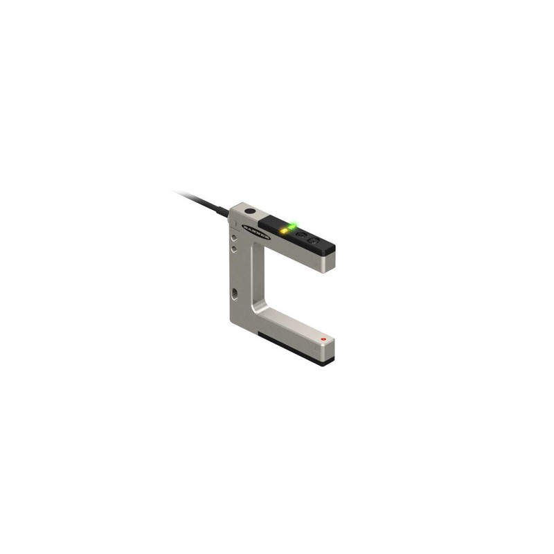 Banner 29468 | SLM50P6QPMA | SLM Series: Rugged Nickel-Plated Metal Fixed-Distance Slot Sensor